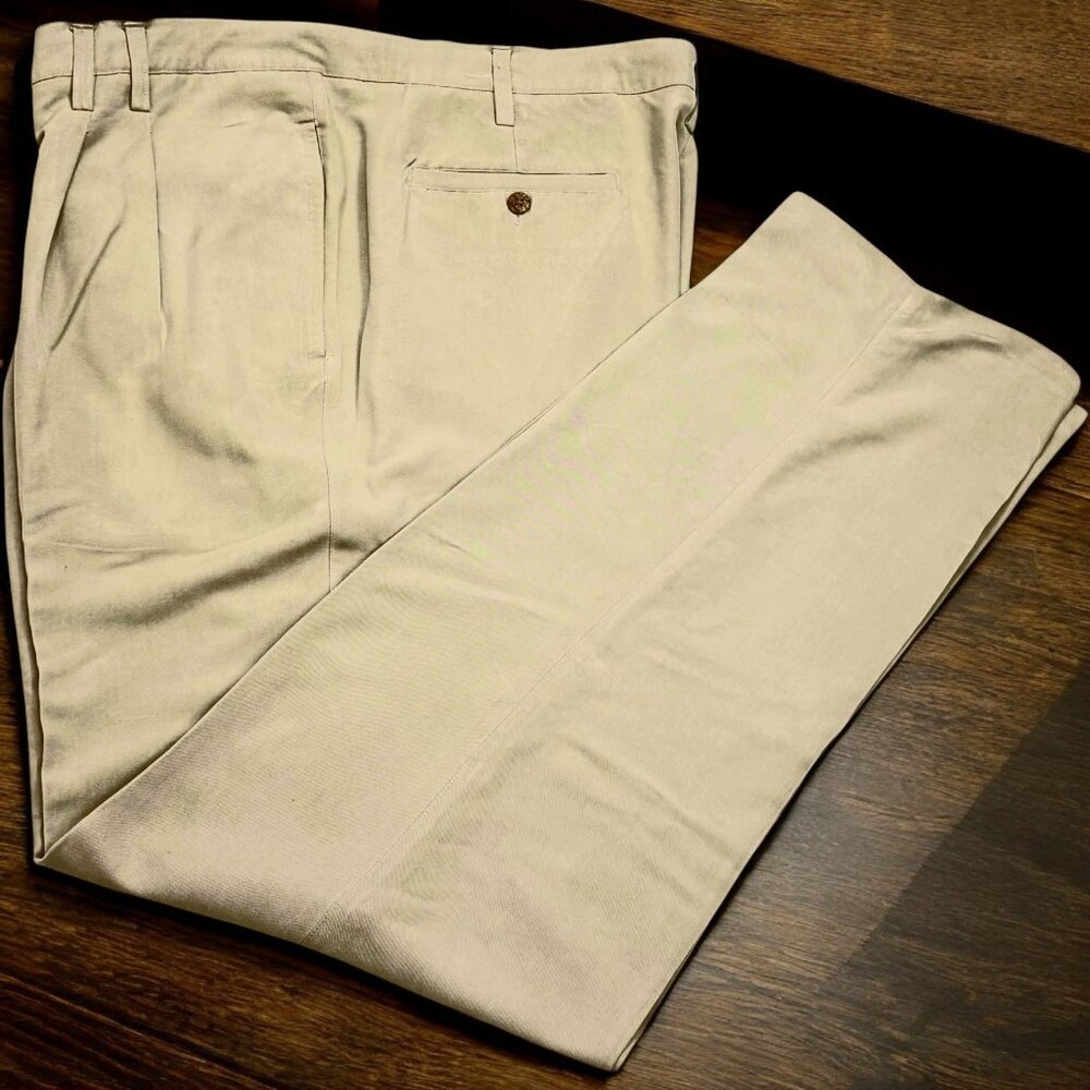 Baracuta Beige Pure Silk Pleated Dress‎ Pants